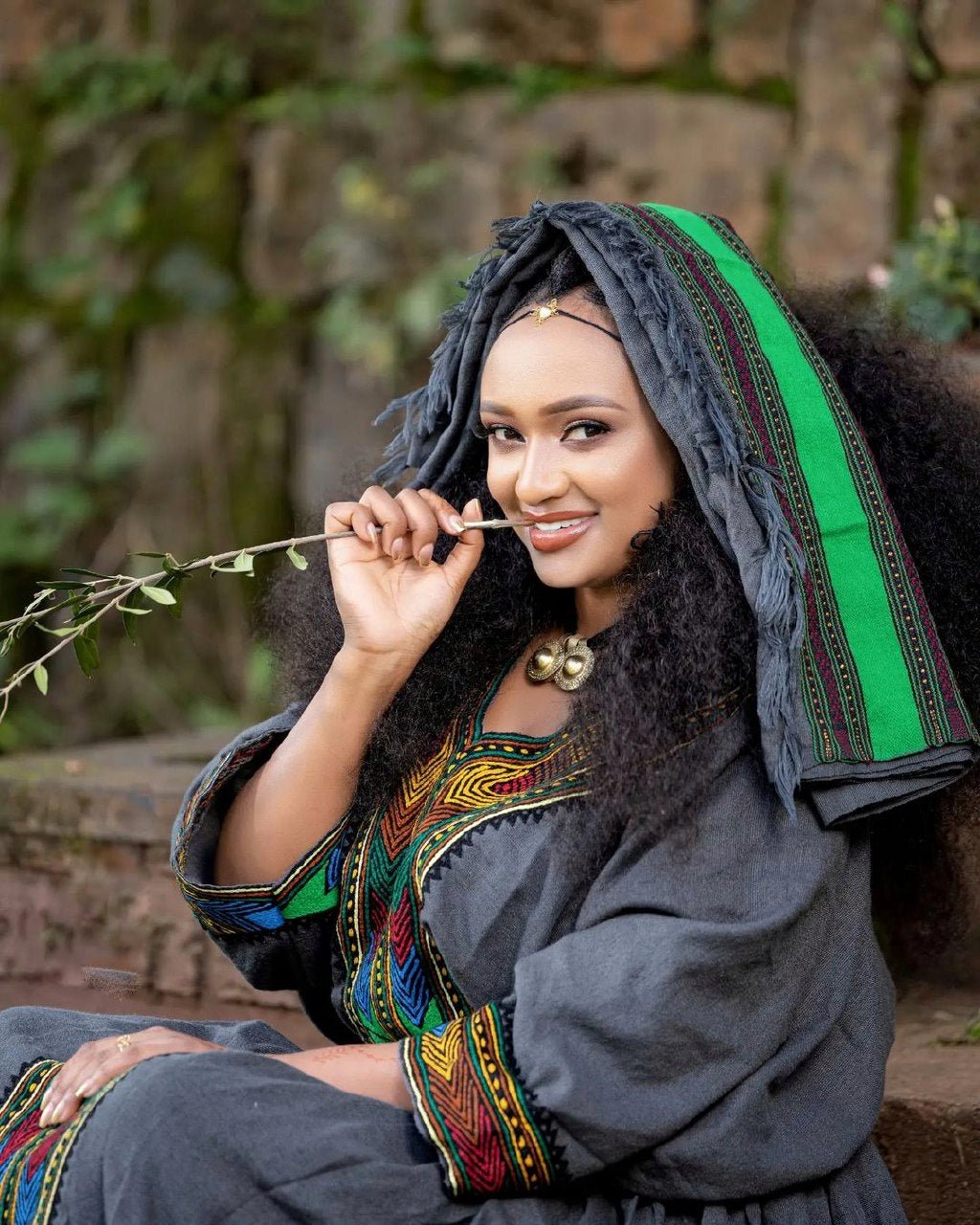Gorgeous Dark Design Ethiopian Traditional Dress Elegant Habesha Kemis