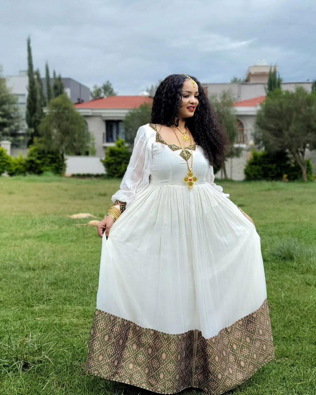 Dark Green with Pink Diamond Patterns Habesha Dress: Great for All Gatherings Traditional Ethiopian Dress XL Dark Green with Pink Diamond Patterns Habesha Dress: Great for All Gatherings Traditional Ethiopian Dress XL