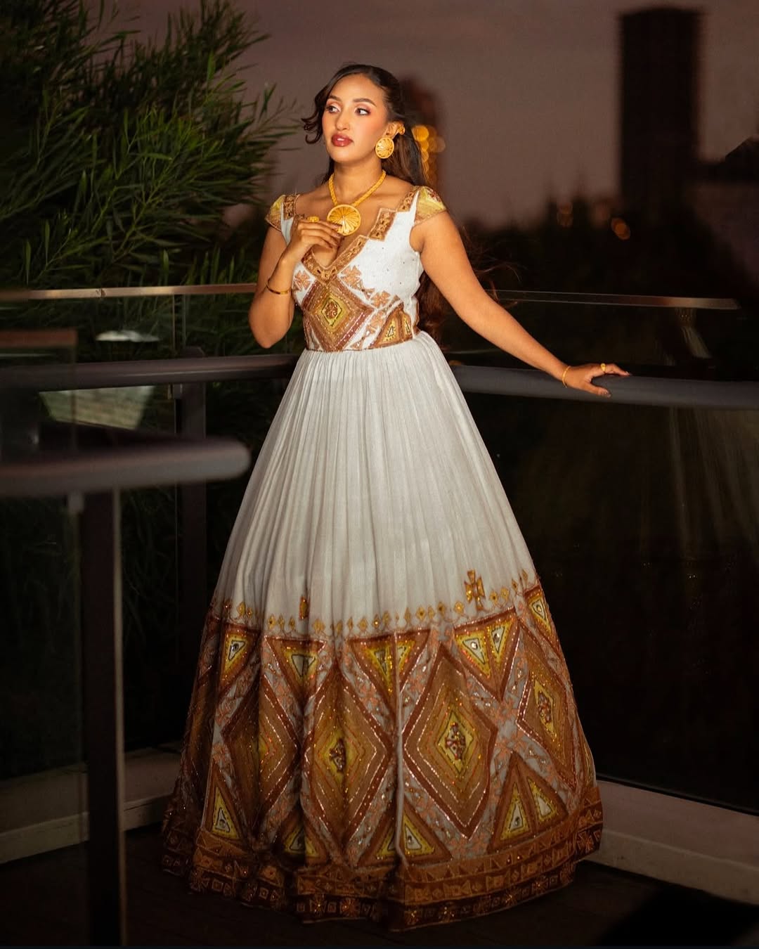 Colorful Ethiopian Wedding Dress Bridal Habesha Dress Gold & Brown Pattern Habesha Kemis 0012