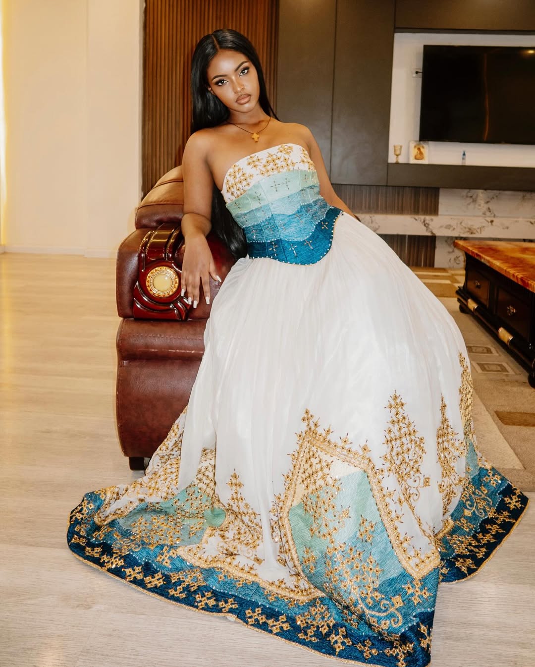Blue and Gold Ethiopian Wedding Dress Elegant Habesha Kemis Off-Shoulder Habesha Wedding Dress 0009 L Blue and Gold Ethiopian Wedding Dress Elegant Habesha Kemis Off-Shoulder Habesha Wedding Dress 0009 L