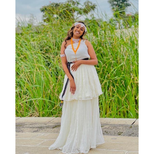 Stunning Harari 2-Piece Oromo Dress Traditional Ethiopian Clothing Full Accessories Oromo Clothing