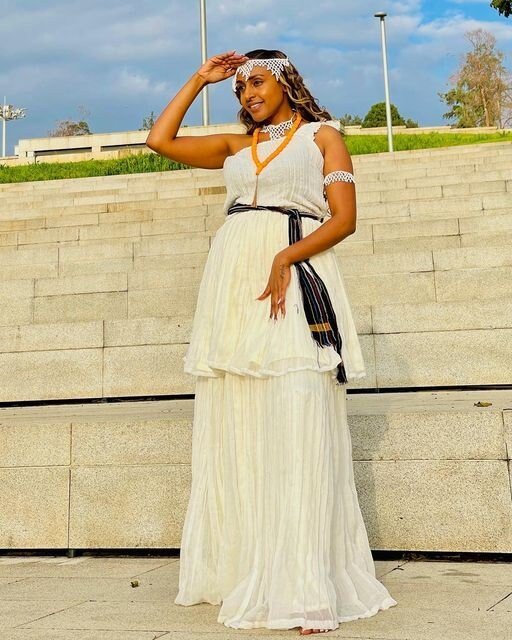 Stunning Harari 2-Piece Oromo Dress Traditional Ethiopian Clothing Full Accessories Oromo Clothing