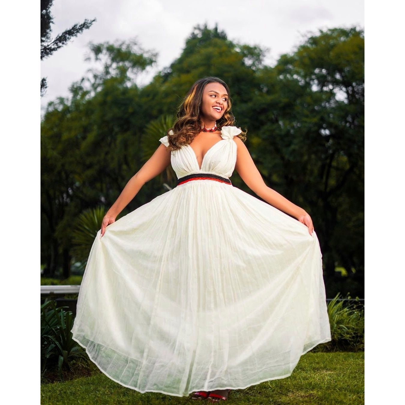 Simple Handwoven Oromo Dress Abbaa Gadaa Traditional Oromo Clothing Minimalist Oromo Dress