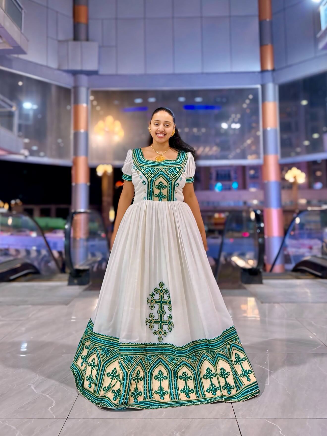 Traditional Ethiopian Wedding dress Short Sleeve Habesha Kemis XXL Traditional Ethiopian Wedding dress Short Sleeve Habesha Kemis XXL