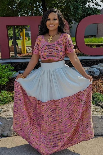 Haut court et jupe Habesha à motif rose, Habesha Kemis moderne
