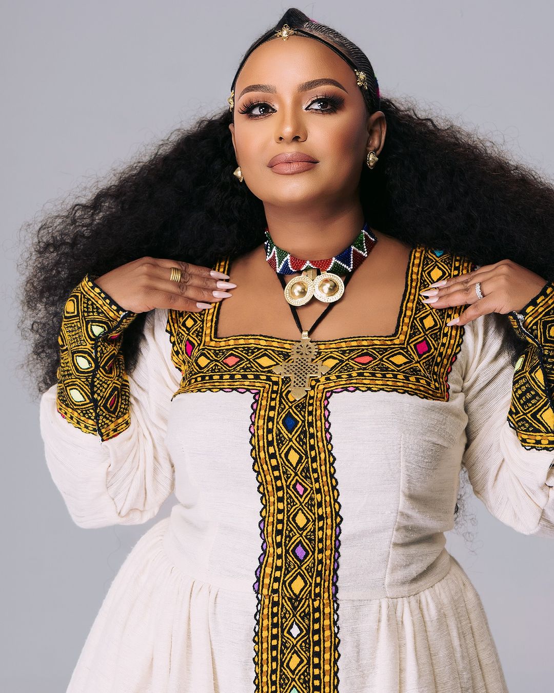 Magnificent Traditional Ethiopian Dress: with Geometrical Handcrafted Embroidery Habesha Dress for Cultural Events Habesha Kemis
