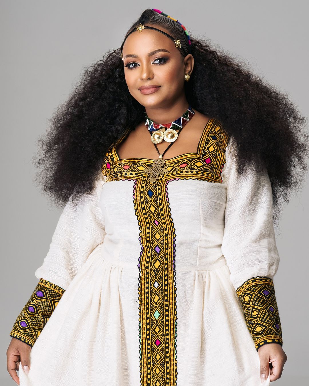 Magnificent Traditional Ethiopian Dress: with Geometrical Handcrafted Embroidery Habesha Dress for Cultural Events Habesha Kemis