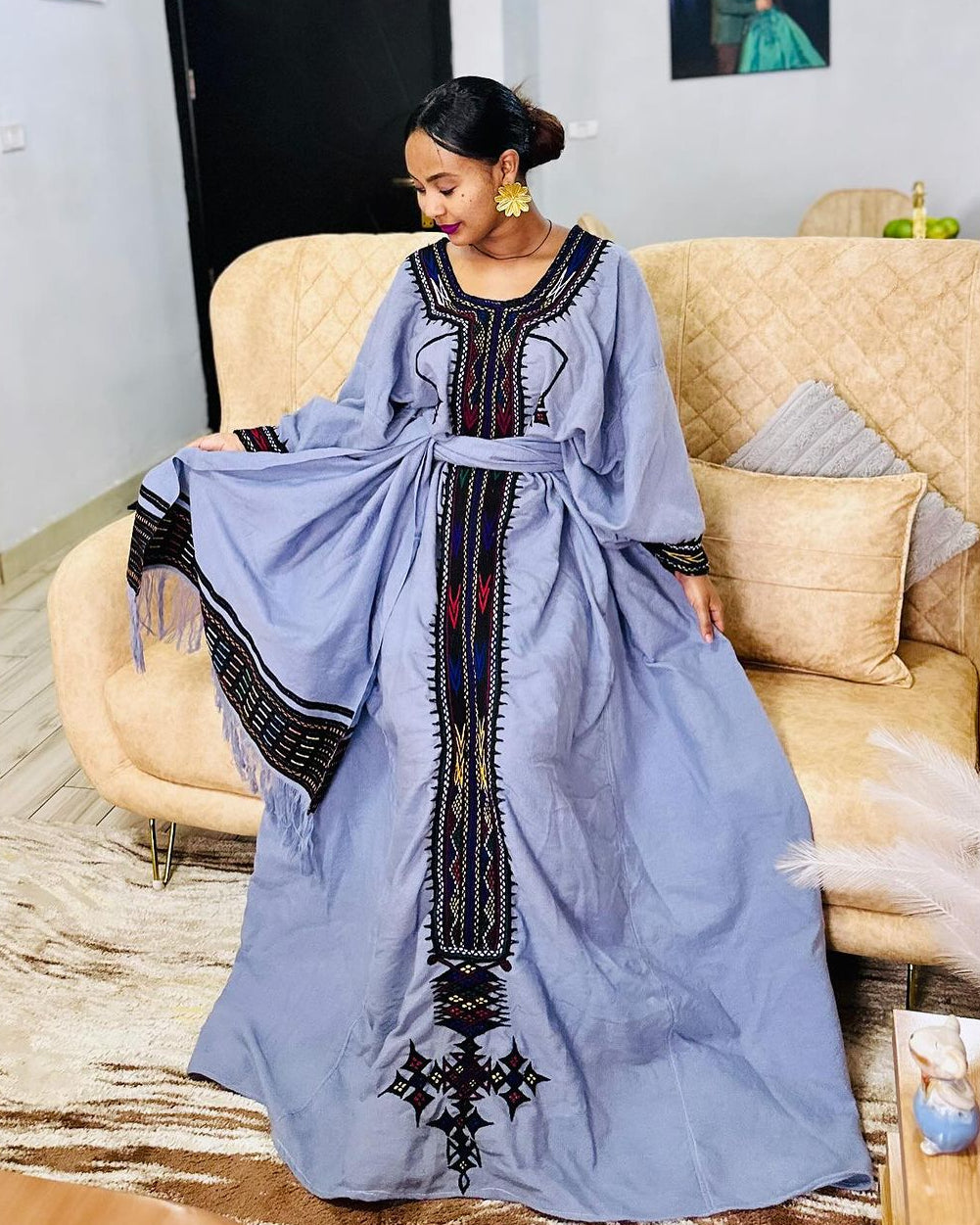 Robe traditionnelle éthiopienne intemporelle Bleu Raya : avec broderie authentique faite à la main Robe Habesha culturelle Habesha Kemis