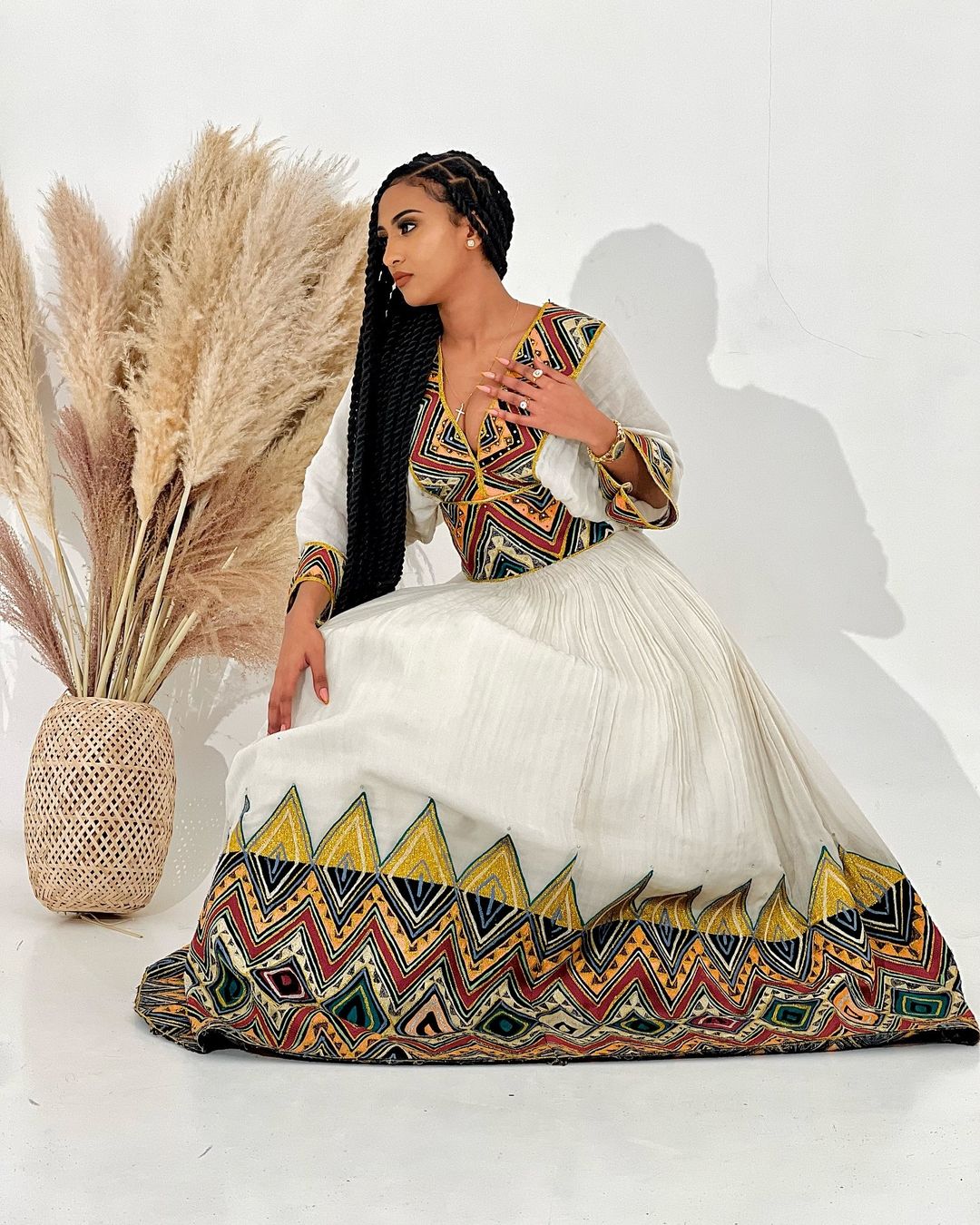 Captivating Colorful Ethiopian Traditional Dress: with Modern Designs Eritrean Clothing for Special Cultural Events Habesha Kemis