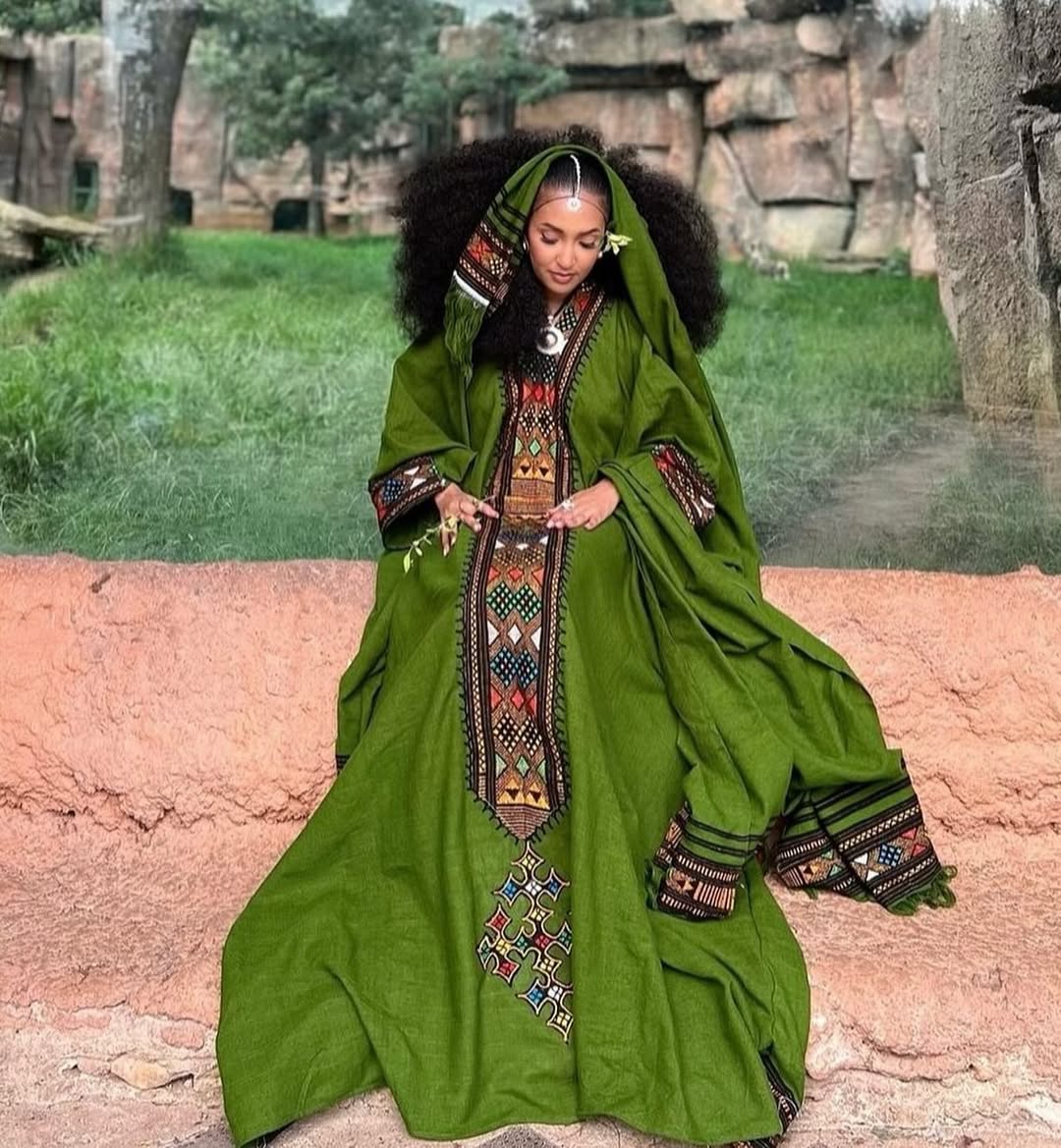Enchanting Green Traditional Ethiopian Dress: Handmade Embroidery Habesha Dress Eye Catching Eritrean Clothing