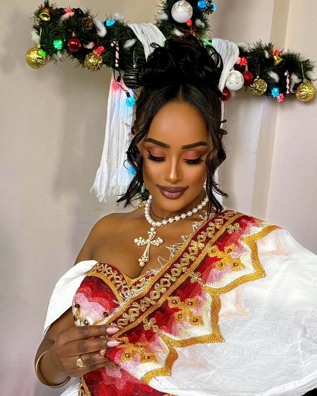 Divine Look with Dark Red Habesha Dress: Heart Shaped Neckline Traditional Ethiopian Dress Modern Detailing Habesha Kemis