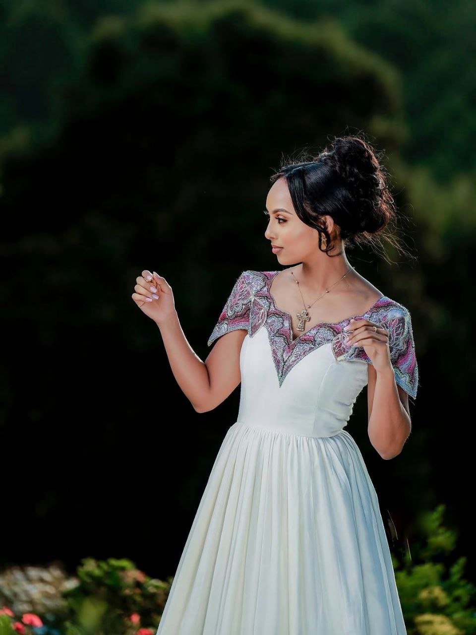 Beautiful Habesha Dress with Colorful Shoulder Design Modern Ethiopian Style for Weddings