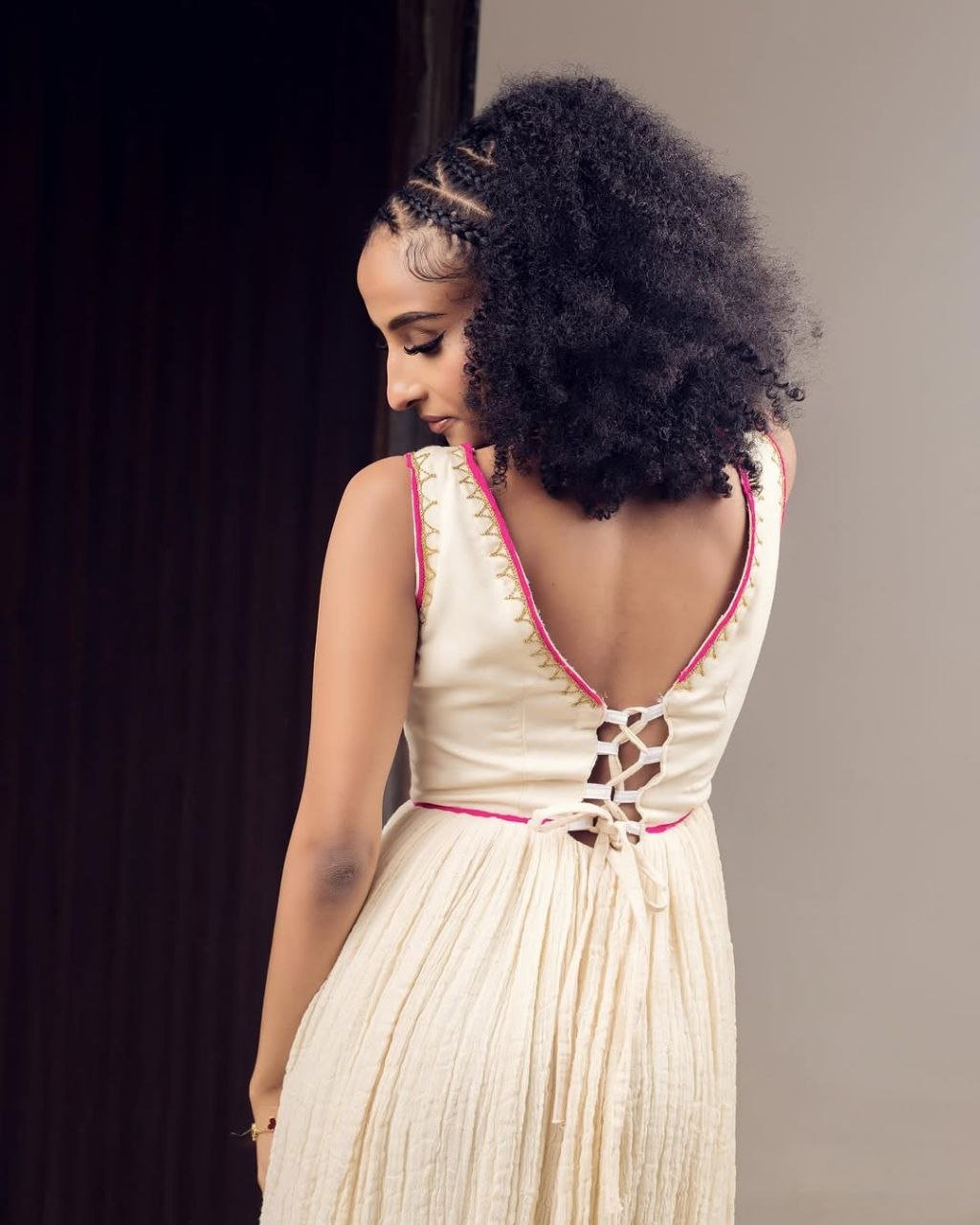 Classic Habesha Dress with Elegant Embroidery for a Subtle Cultural Statement