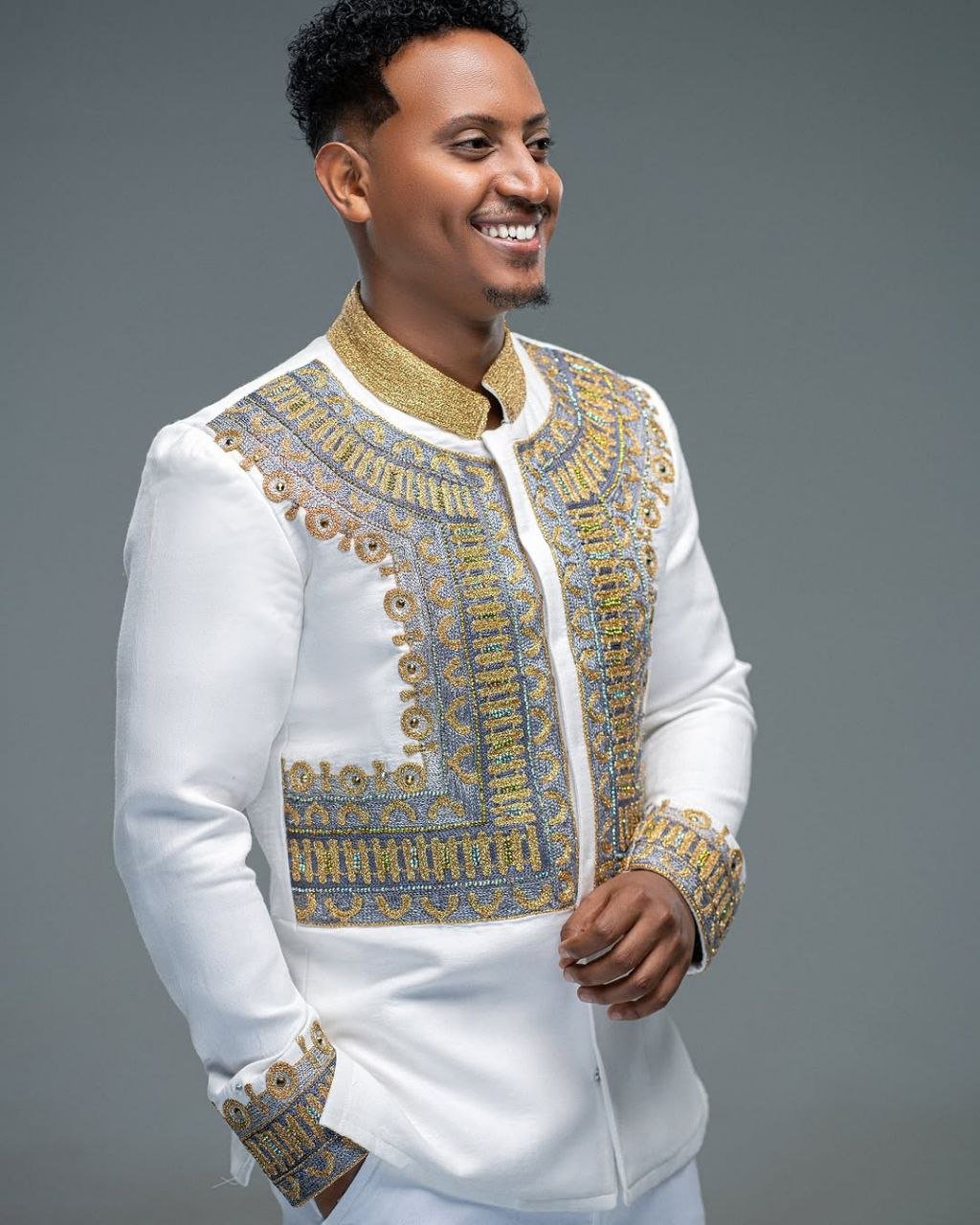 Classic Ethiopian Men’s Shirt with Gold Embroidery a Refined Choice for Cultural Gatherings