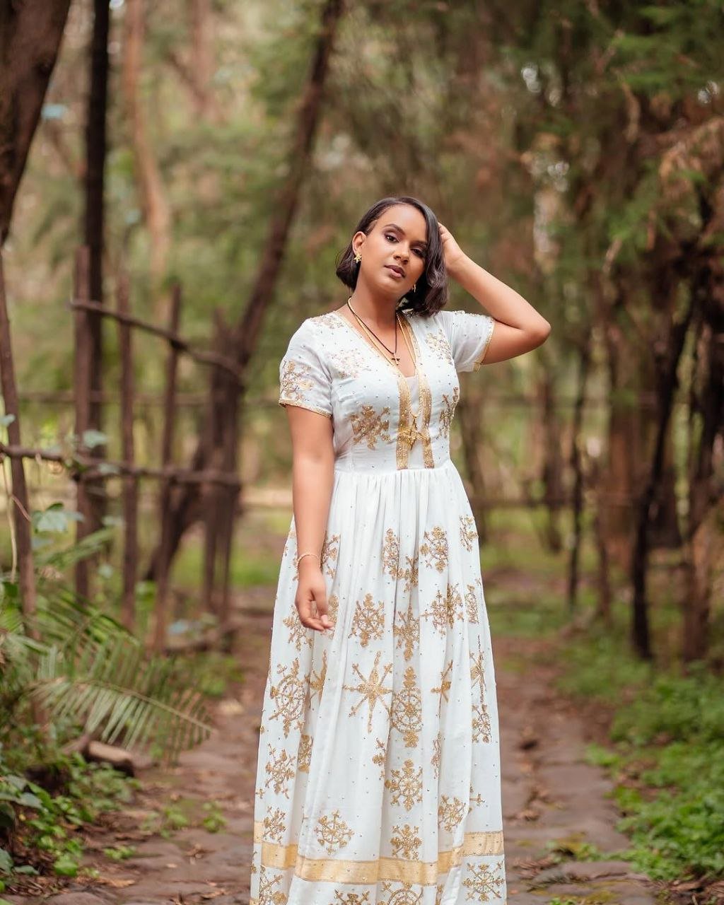 Stunning Habesha Kemis with Gold Floral Accents – Habesha Dress – Traditional Ethiopian Clothing – Cultural Dress