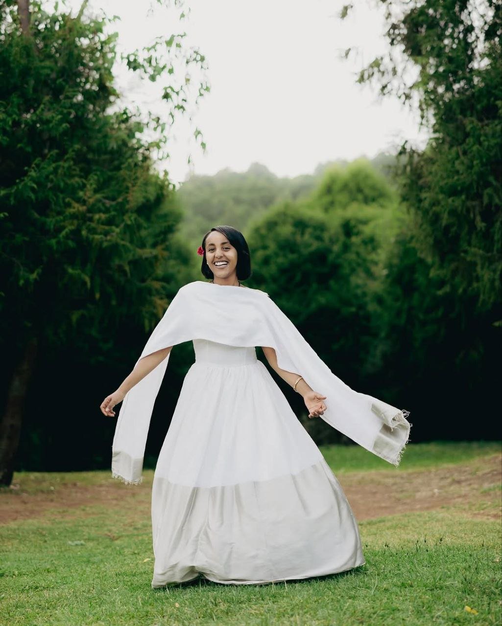 Simple Habesha Dress with Grey Accents – Traditional Ethiopian Dress – Habesha Kemis