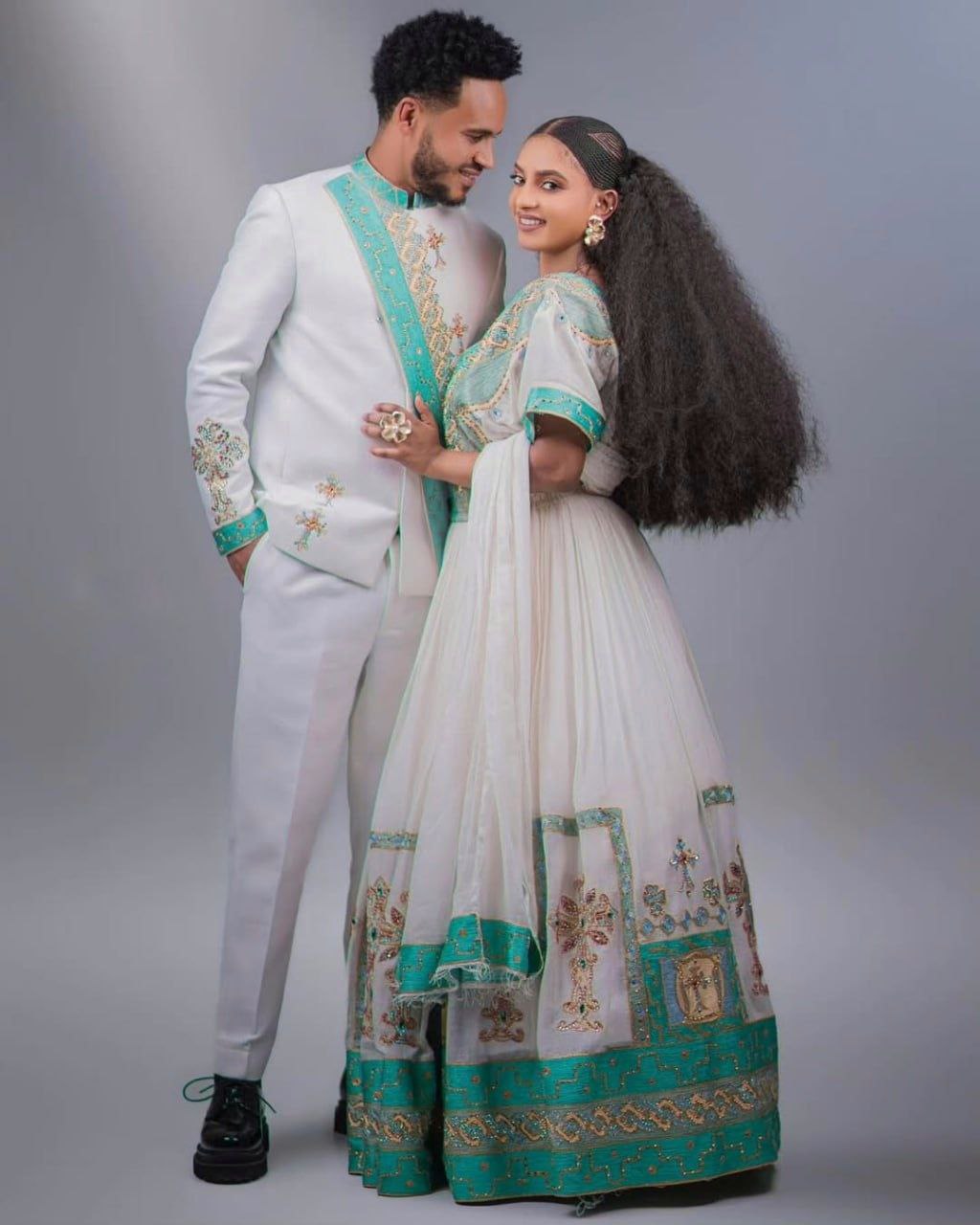 Traditional Couple Attire with Elegant Green Embroidery – Habesha Wedding Dress– Ethiopian Traditional Clothing – Eritrean Wedding Dress