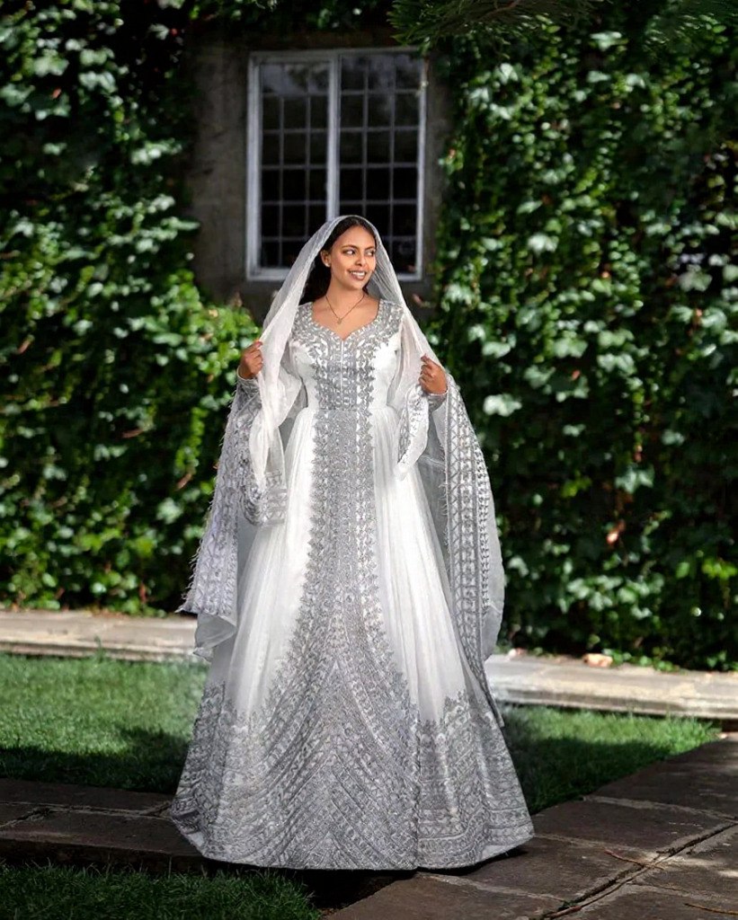 Elegant Matching Traditional Couples Outfits Perfect for Engagement and Wedding Ceremonies