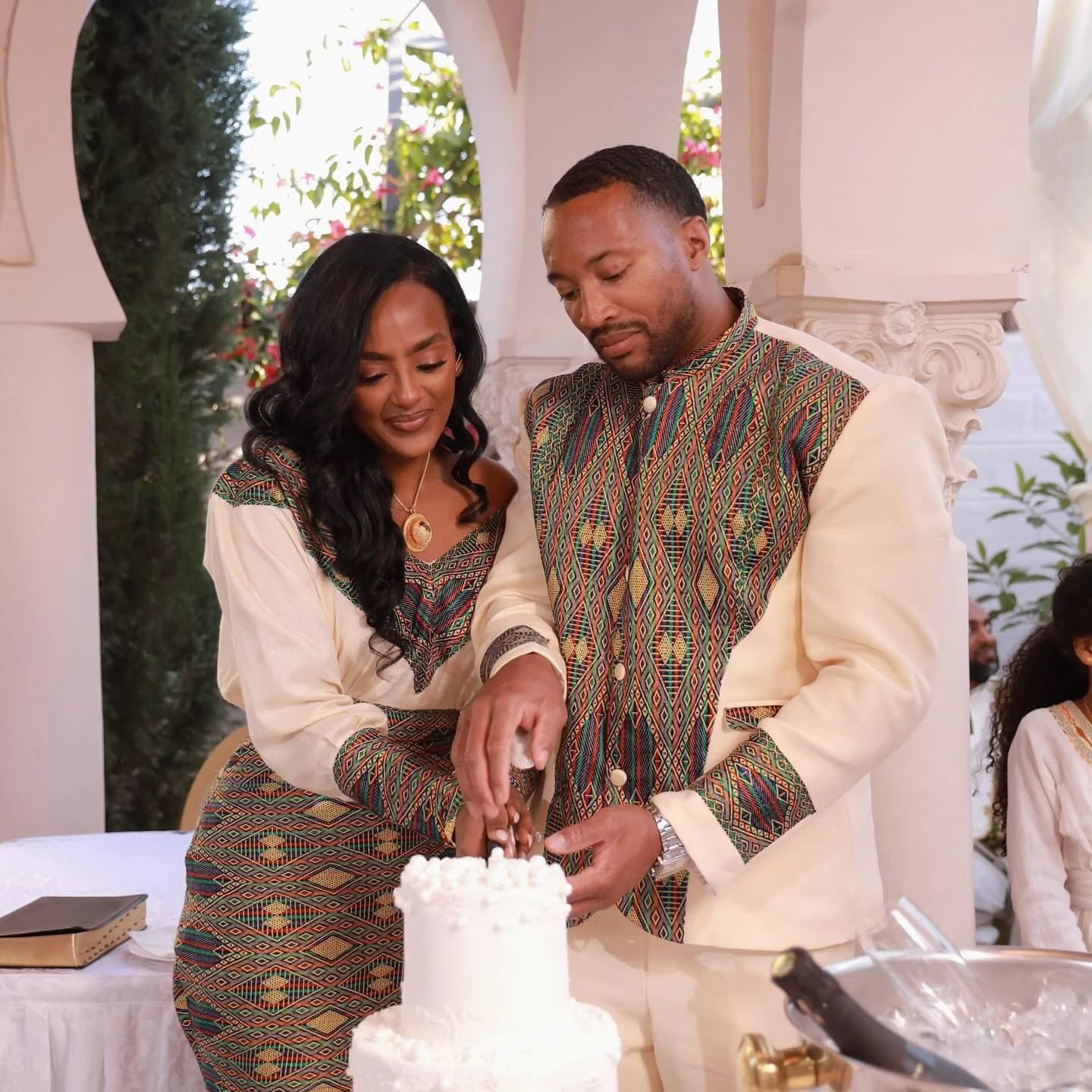 Ethiopian Traditional Wedding Attire Habesha Kemis & Men's Cultural Suit Matching Cultural Outfit For Wedding 0069