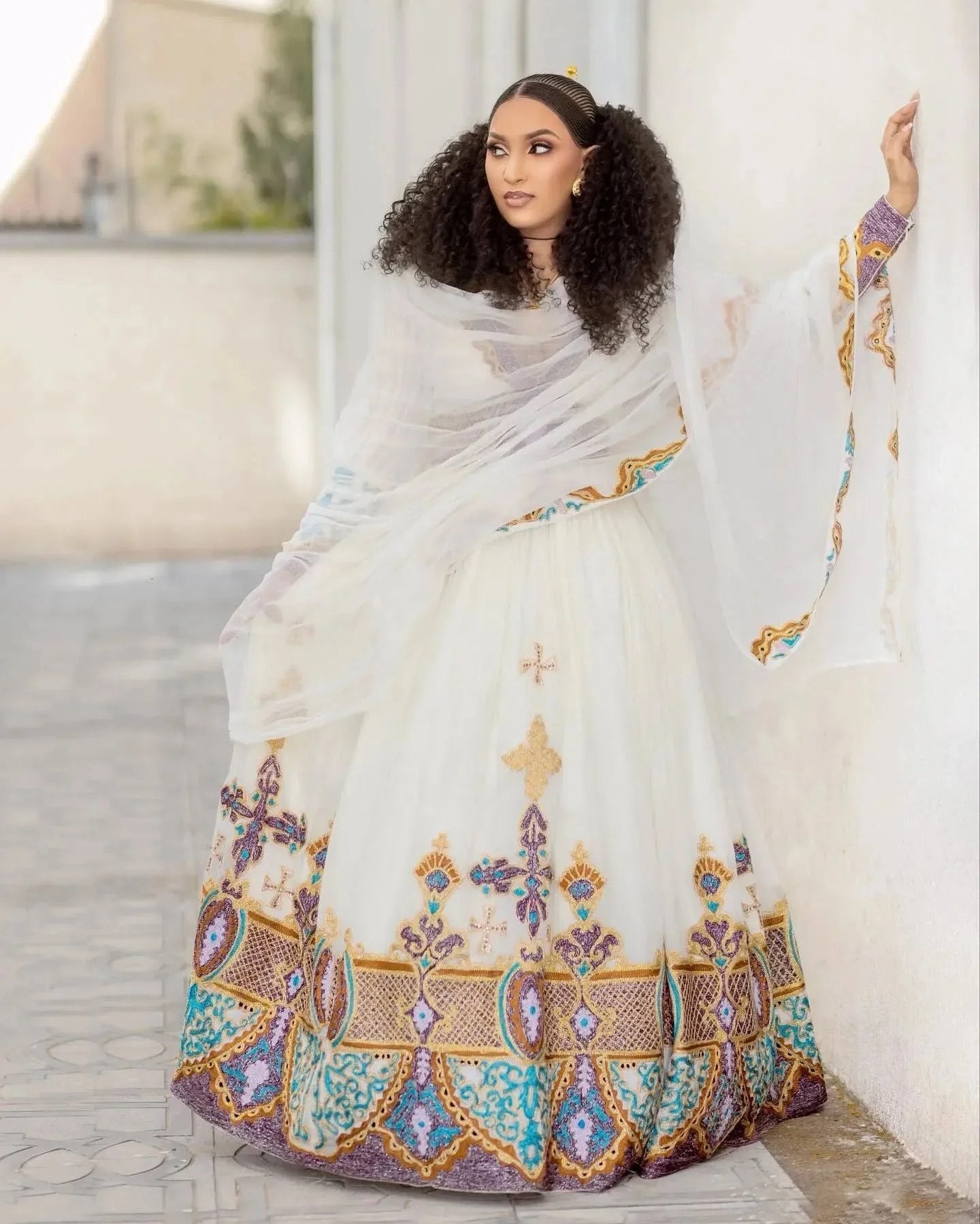 Traditional Ethiopian Wedding Dress Elegant Habesha Kemis for Brides Vibrant Embroidery Habesha Dress131