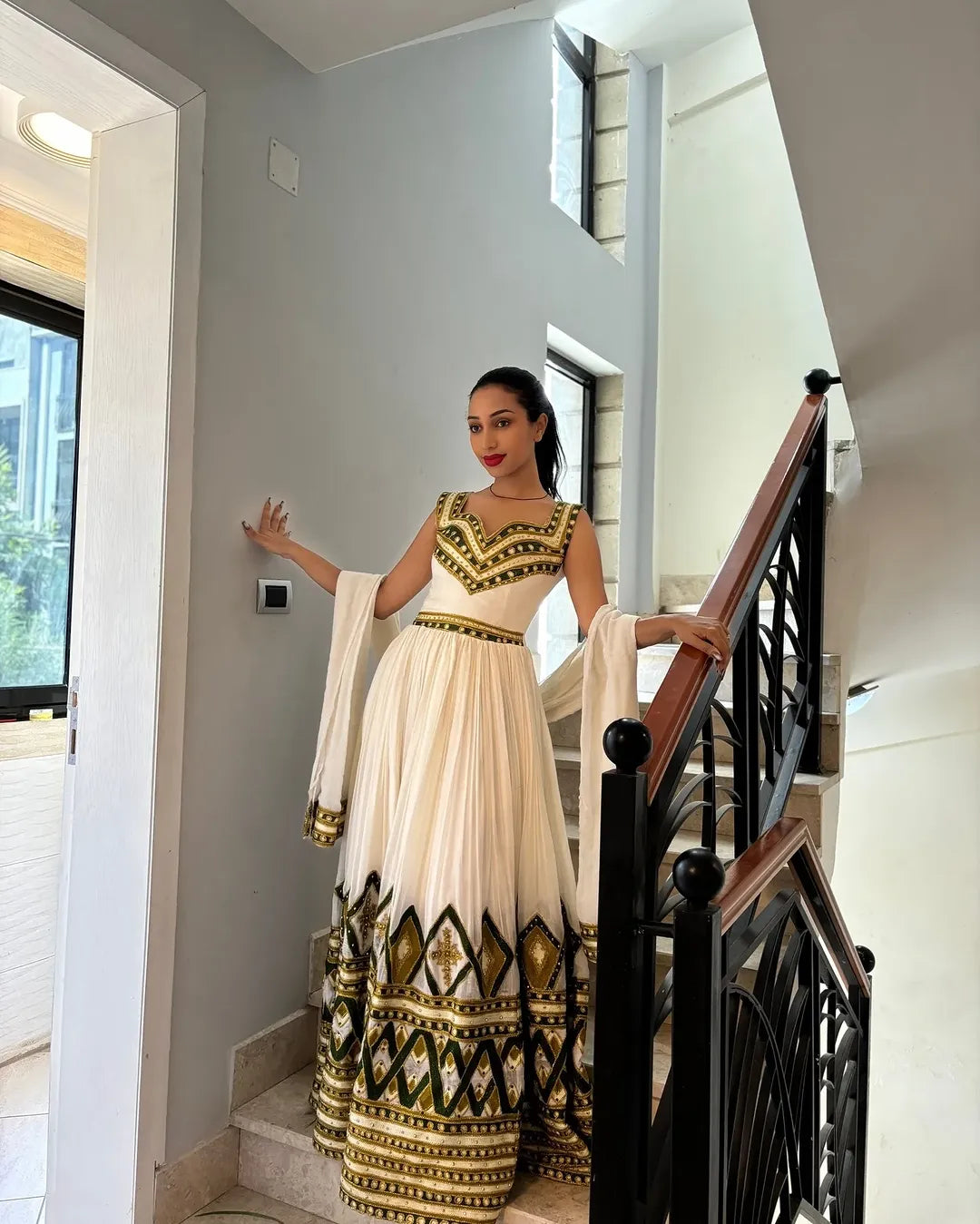 Enchanting Golden Traditional Ethiopian Clothing