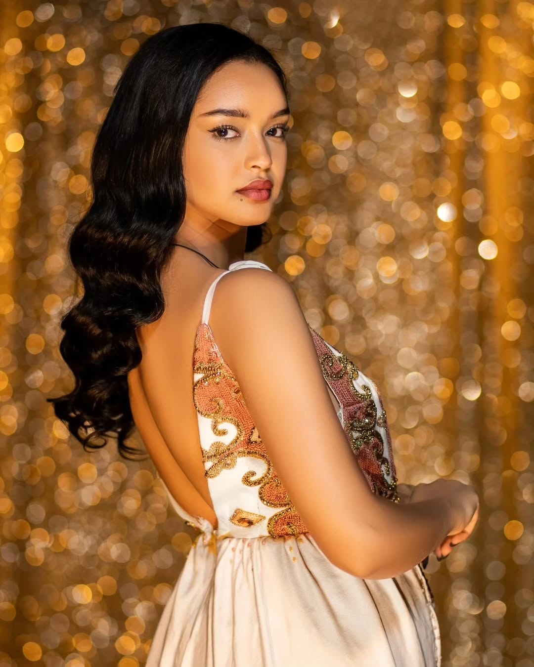 Delicate Light Brown Ethiopian Dress: Exquisite Fabric for Celebrations and Special Gatherings