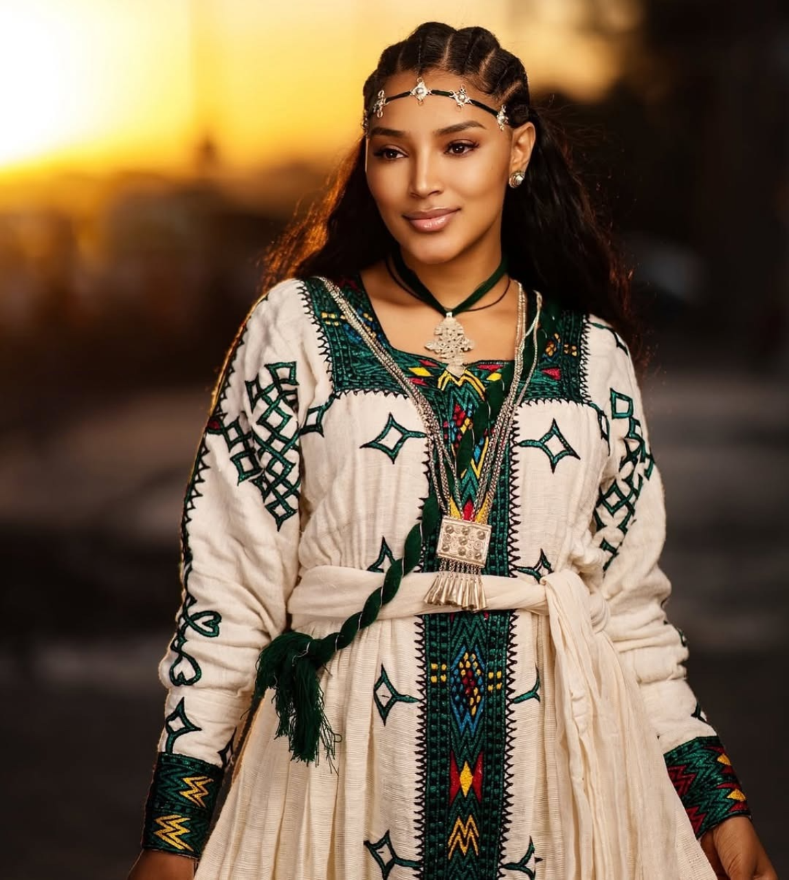 Cultural Designs on Ethiopian Dress: with Dark Embroidery Cross Eritrean Dress for Traditional Ceremonies Habesha Kemis