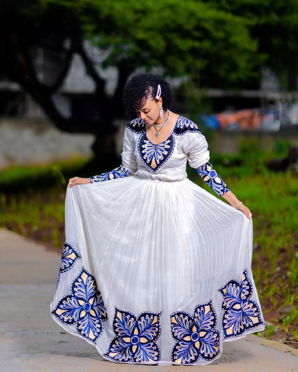 Chic Habesha Dress with Dark Blue Blossoms Habesha Kemis Simple Ethiopian Dress
