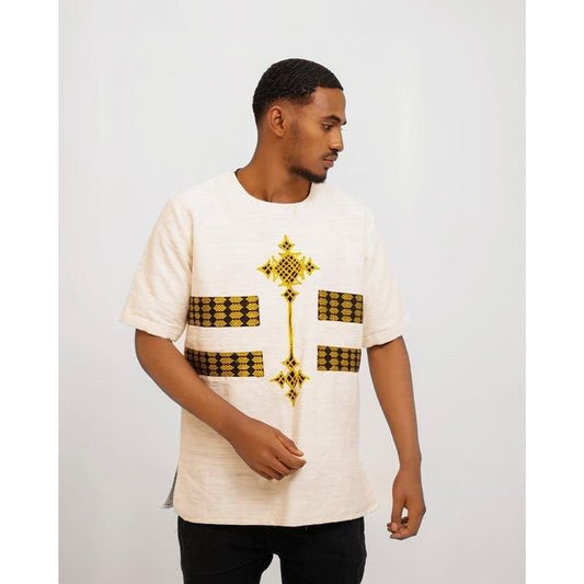 Handcrafted Elegance: A Men's Fetil Shirt with Tilf Detailing