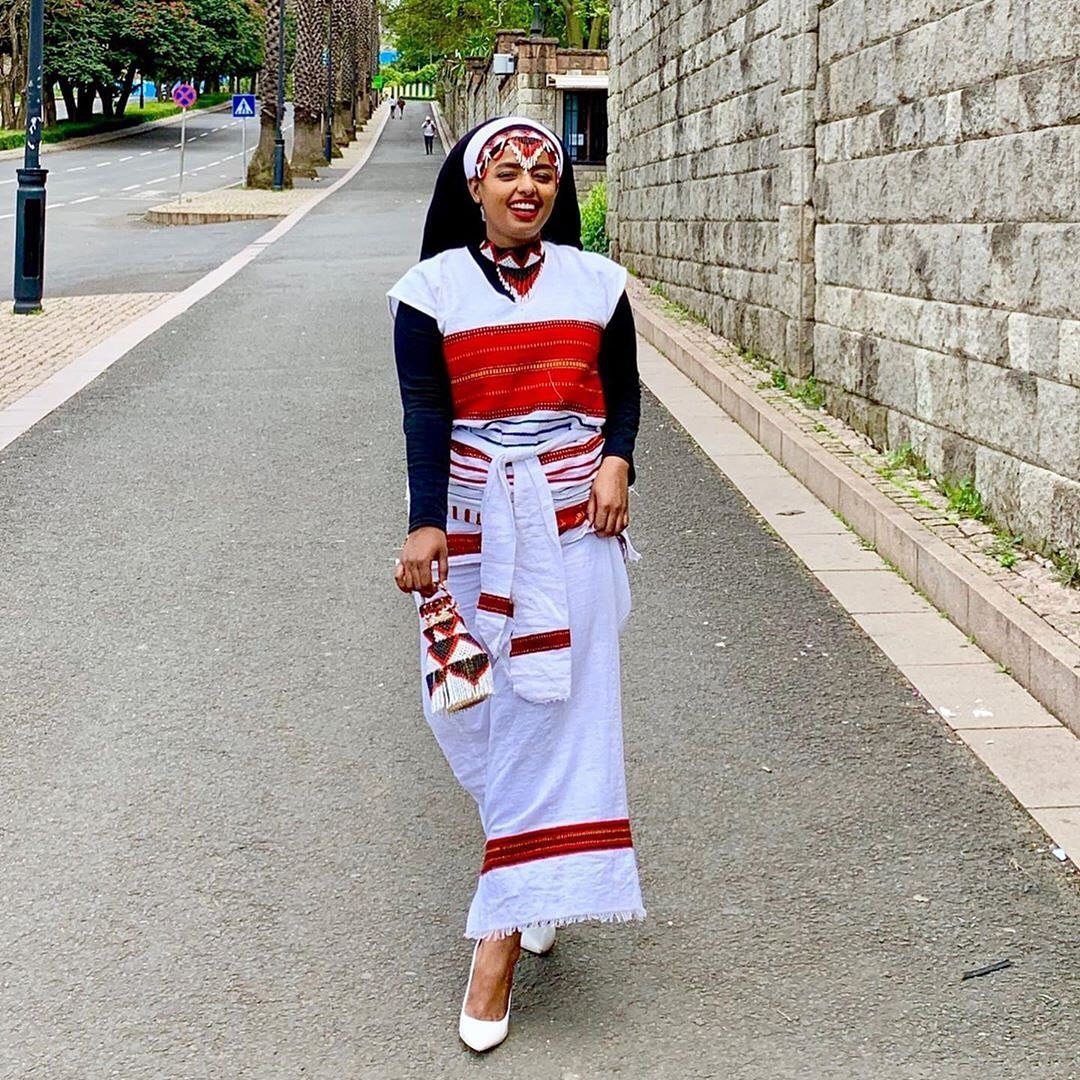 Traditional Bale Oromo Handwoven Dress With Accessories