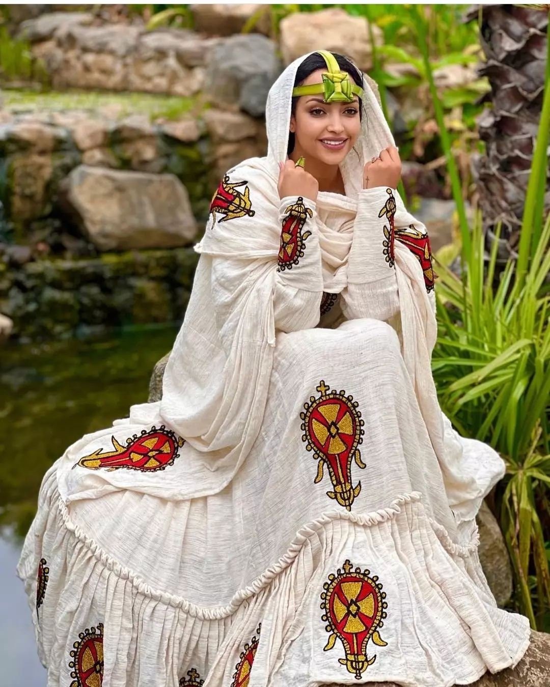 Ethiopian Dress Ethiopian Traditional Dress Habesha Dress Handwoven Dress Habesha Libs Modern Habesha Kemis Eritrean Dress ሀበሻ ቀሚስ ሀበሻ ልብስ