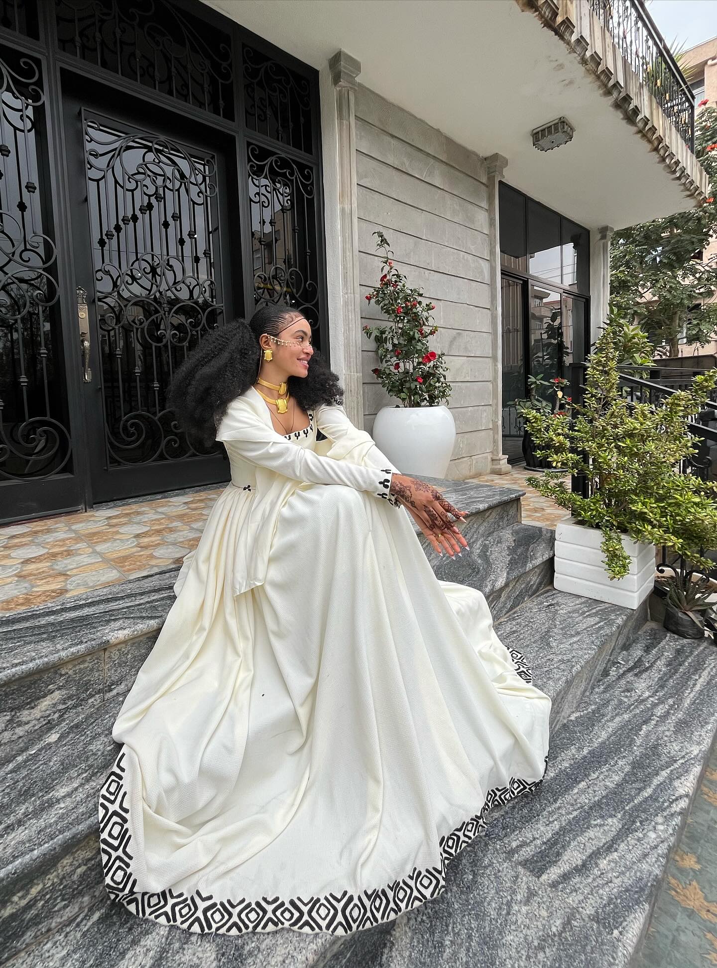 Elegant White Ethiopian Dress Black Geometric Border Design Habesha Kemis Graceful Habesha Dress For Occasions 0081