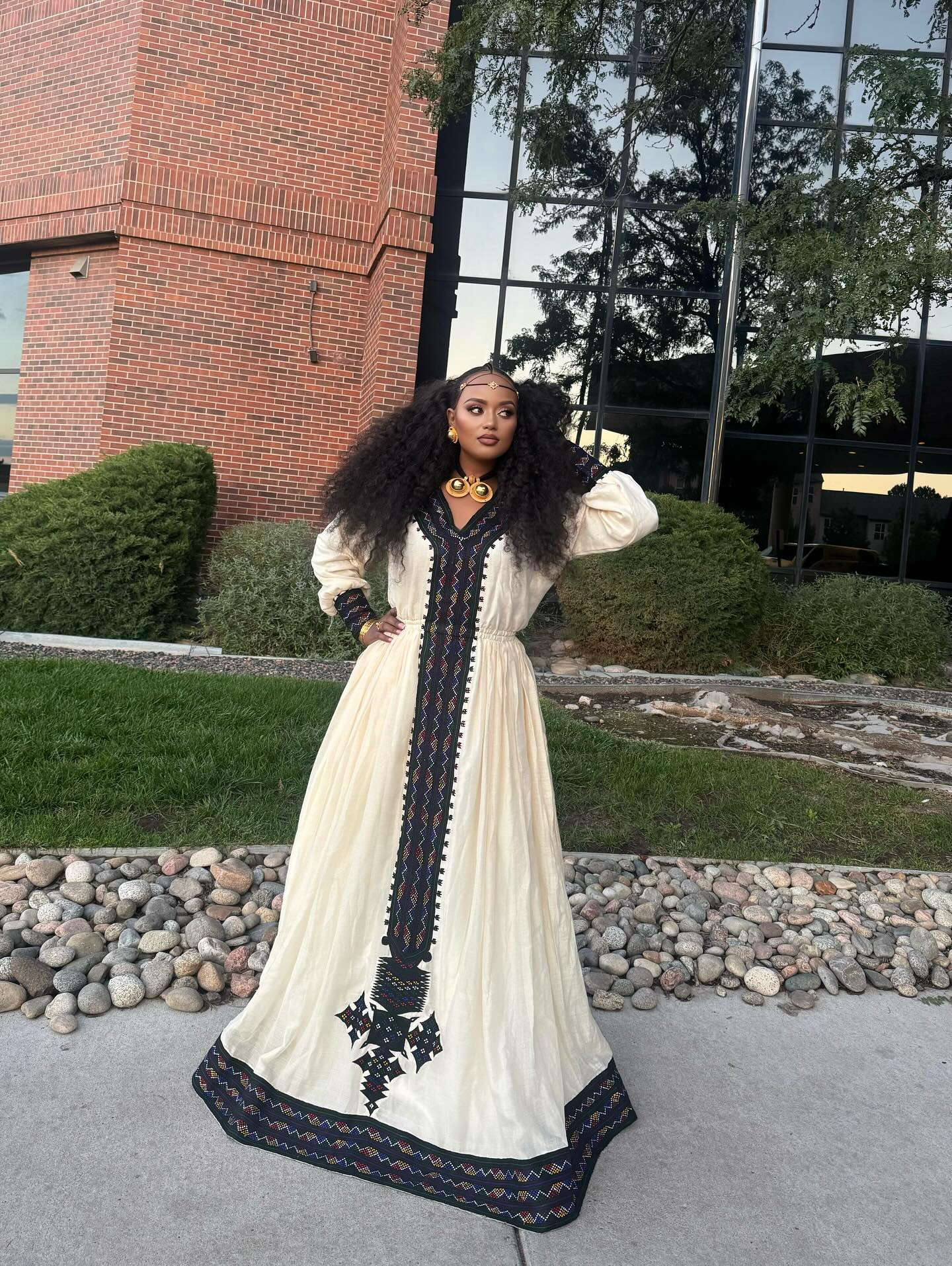 Elegant Cream & Black Traditional Ethiopian Dress – Handwoven Habesha Cloth