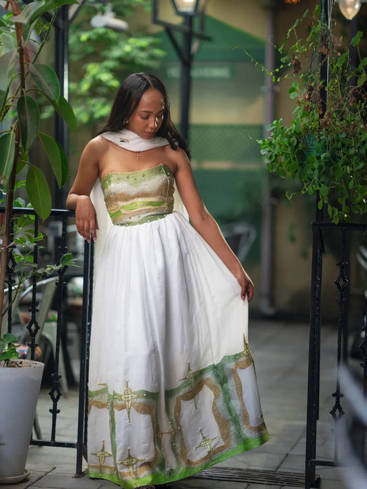 Stylish Traditional Ethiopian Dress – Handcrafted Cultural Habesha Dress