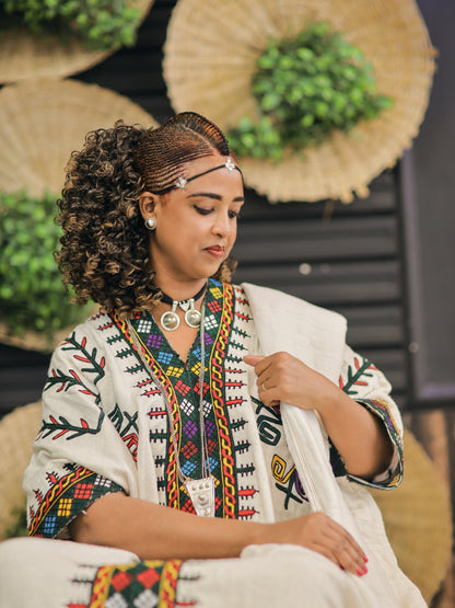 Robe Habesha ivoire Broderie colorée Habesha Kemis Style vestimentaire éthiopien intemporel 566