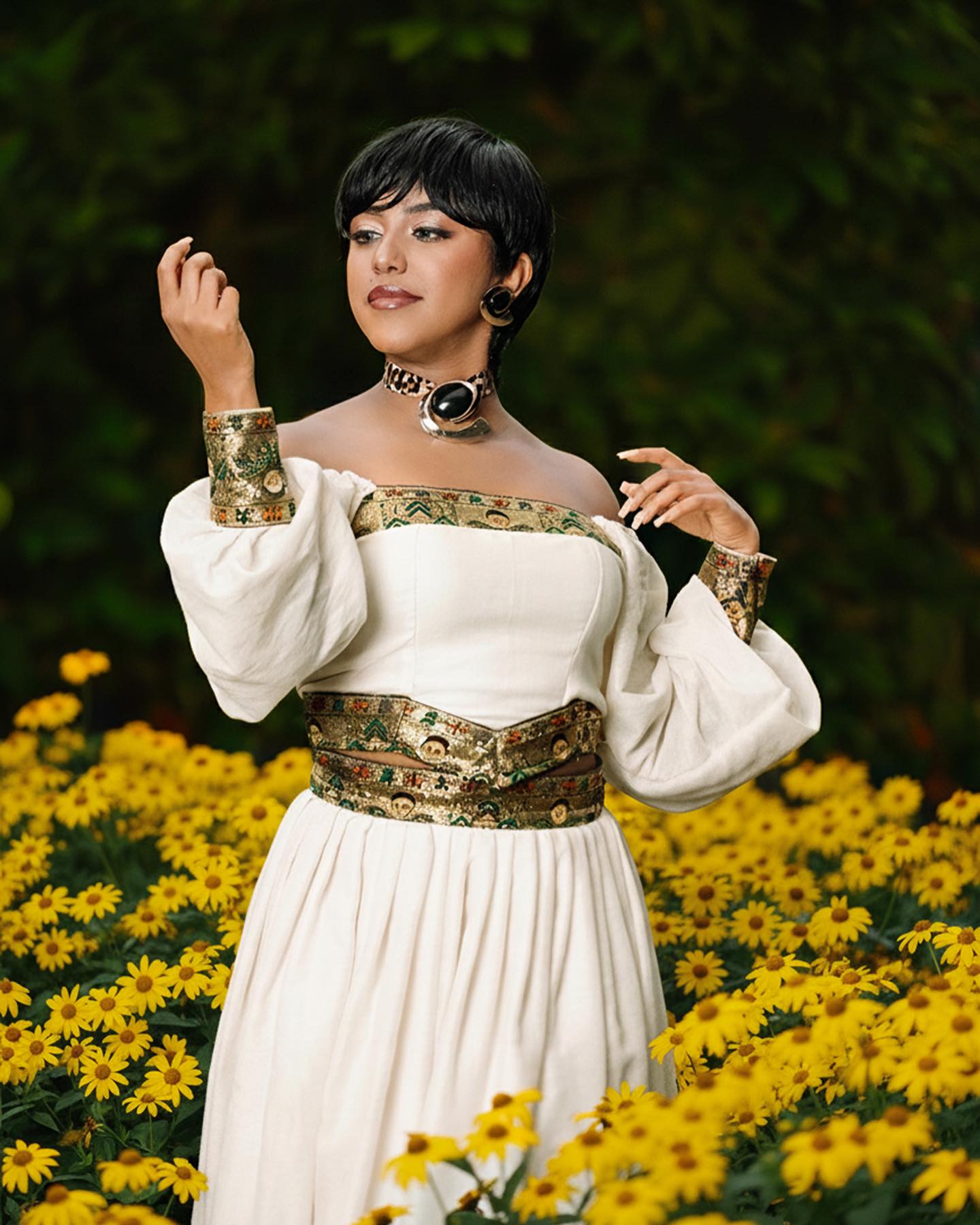 off the shoulder ethiopian dress Off-Shoulder Habesha Kemis Elegant Traditional Ethiopian Dress XL