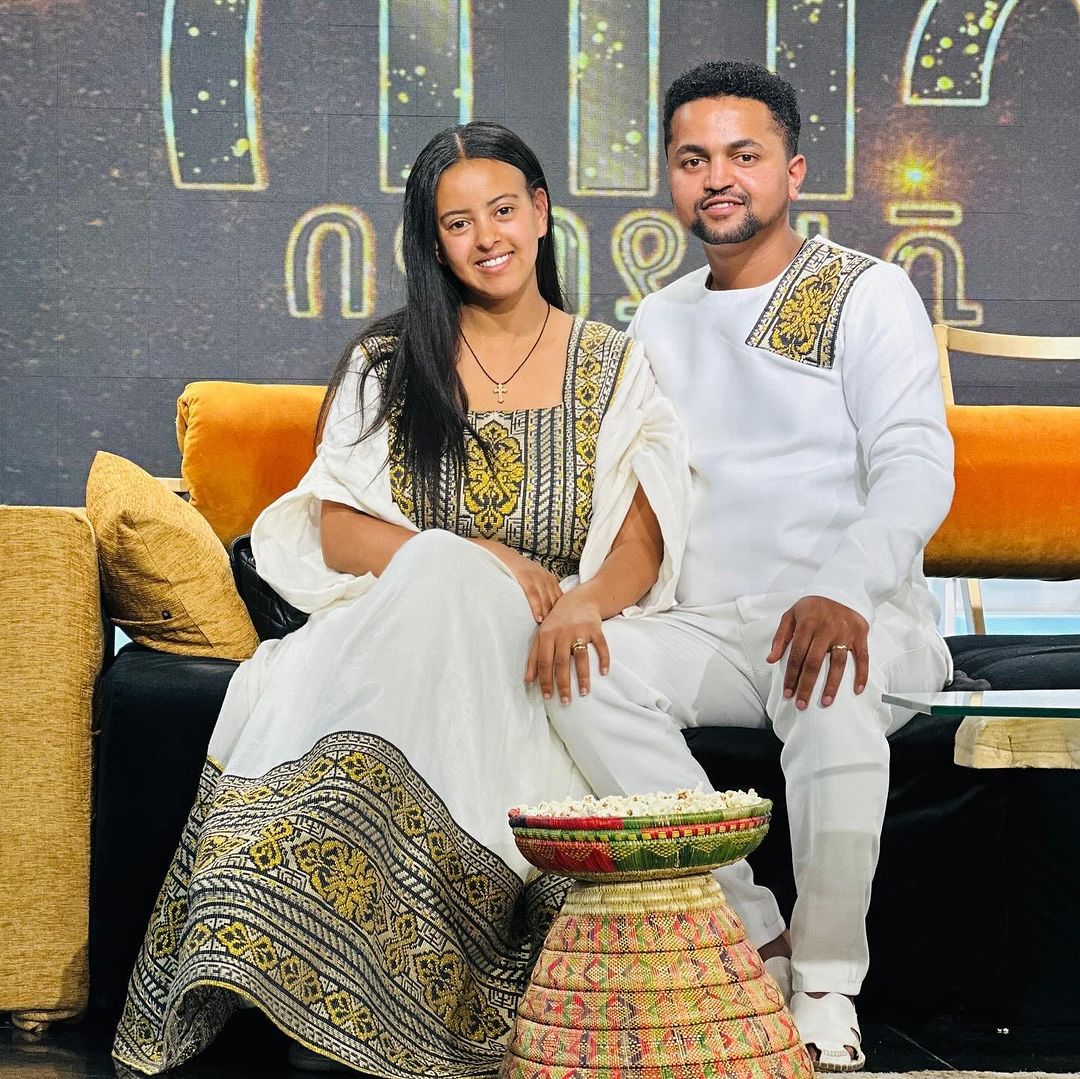 Exquisite Unity: Detailed Couples' Ethiopian Outfit Habesha Couple's Outfit