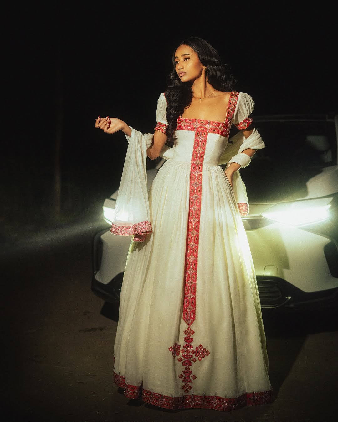 Prestigious Red Habesha Dress: Beautiful Deep V-backless Traditional Ethiopian Dress Modern Design Eritrean Clothing