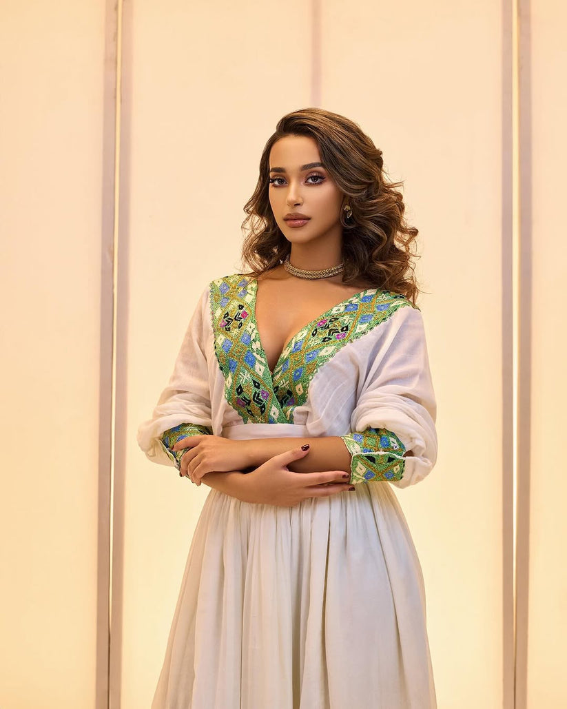 Stunning Ethiopian Dress with Green Border – Elegant Habesha Dress for Celebrations
