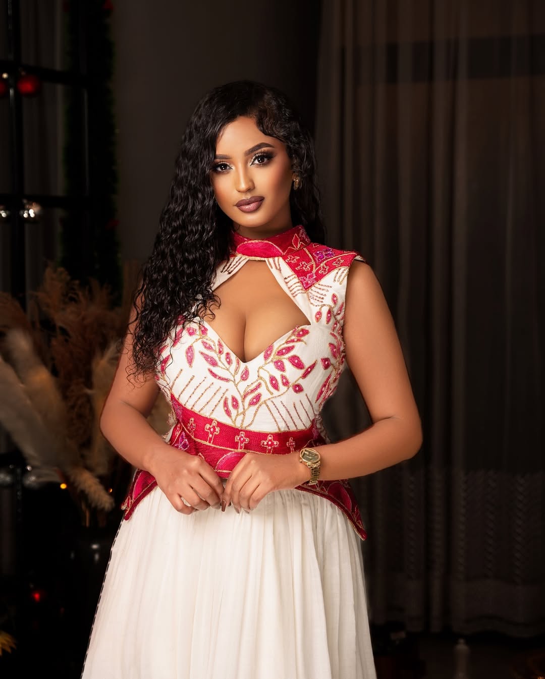 Red Habesha Kemis Elegant Classic Design Handcrafted Accents