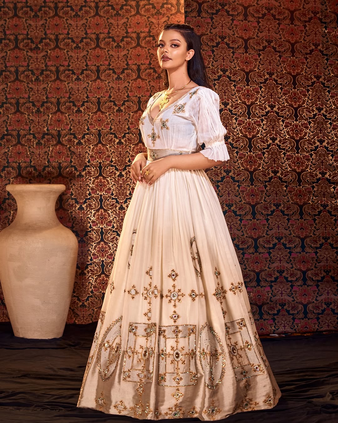 Gray Habesha Kemis Modern Brides Elegance Wedding Attire Sophisticated Bridal Style