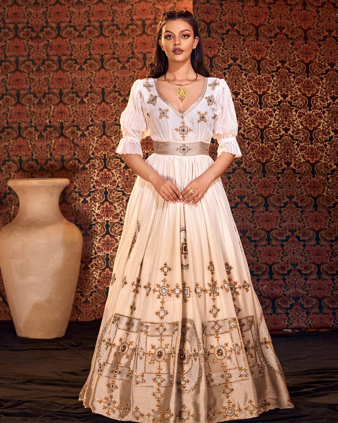 Gray Habesha Kemis Modern Brides Elegance Wedding Attire Sophisticated Bridal Style