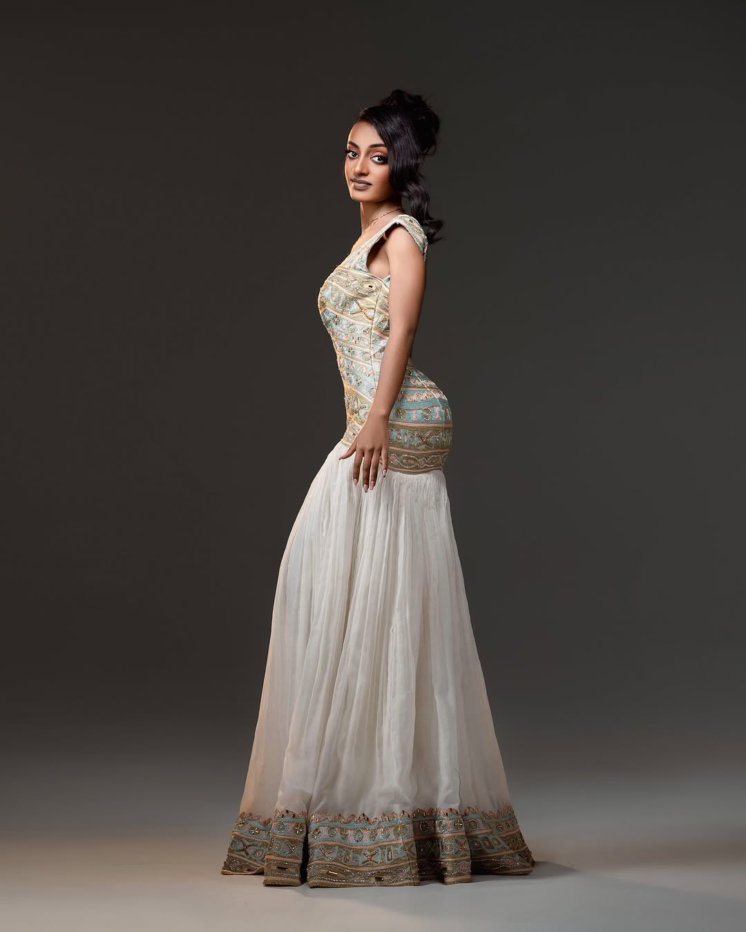 Classic Ethiopian Habesha Dress Mermaid Contoured Design Cultural Fashion