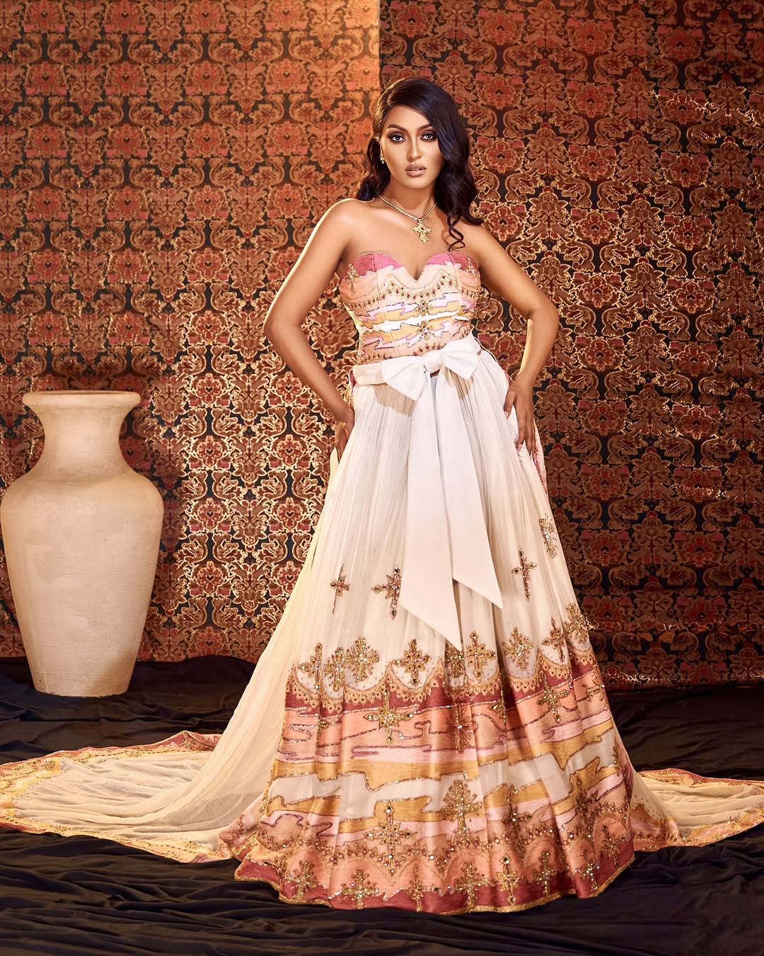 Elegant Ethiopian Wedding Dress Handknitted Majestic Habesha Kemis Gown