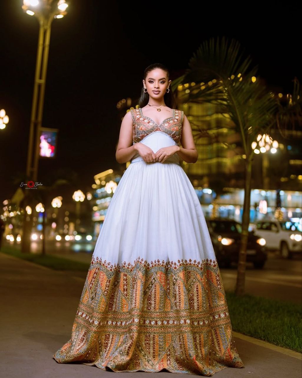 Effortlessly Elegant Dazzling Gold Habesha Kemis Stunning Ethiopian Attire