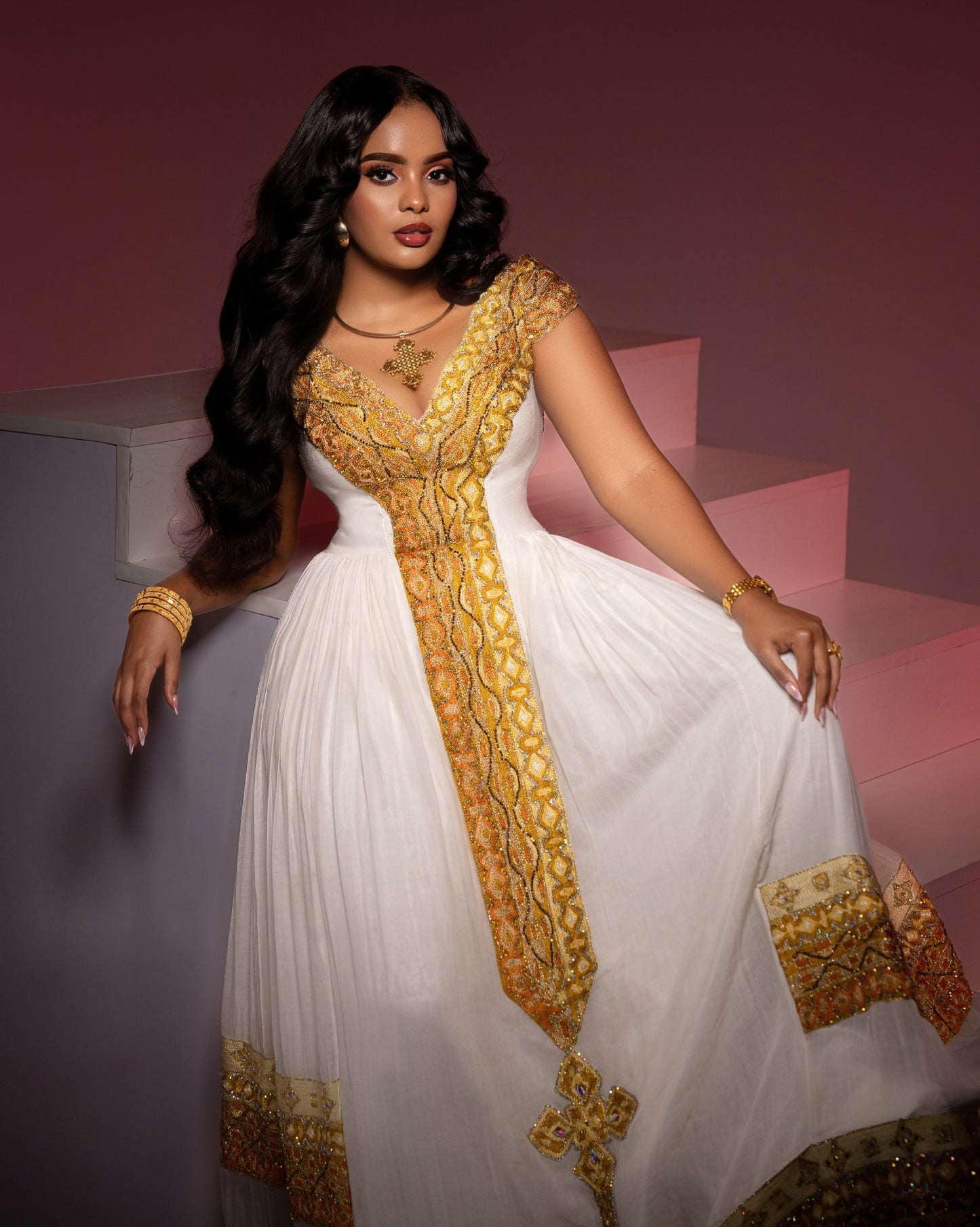 Luxurious Golden Accent Ethiopian Dress Elegant V-Neck Habesha Kemis Short Sleeve Habesha Dress 775