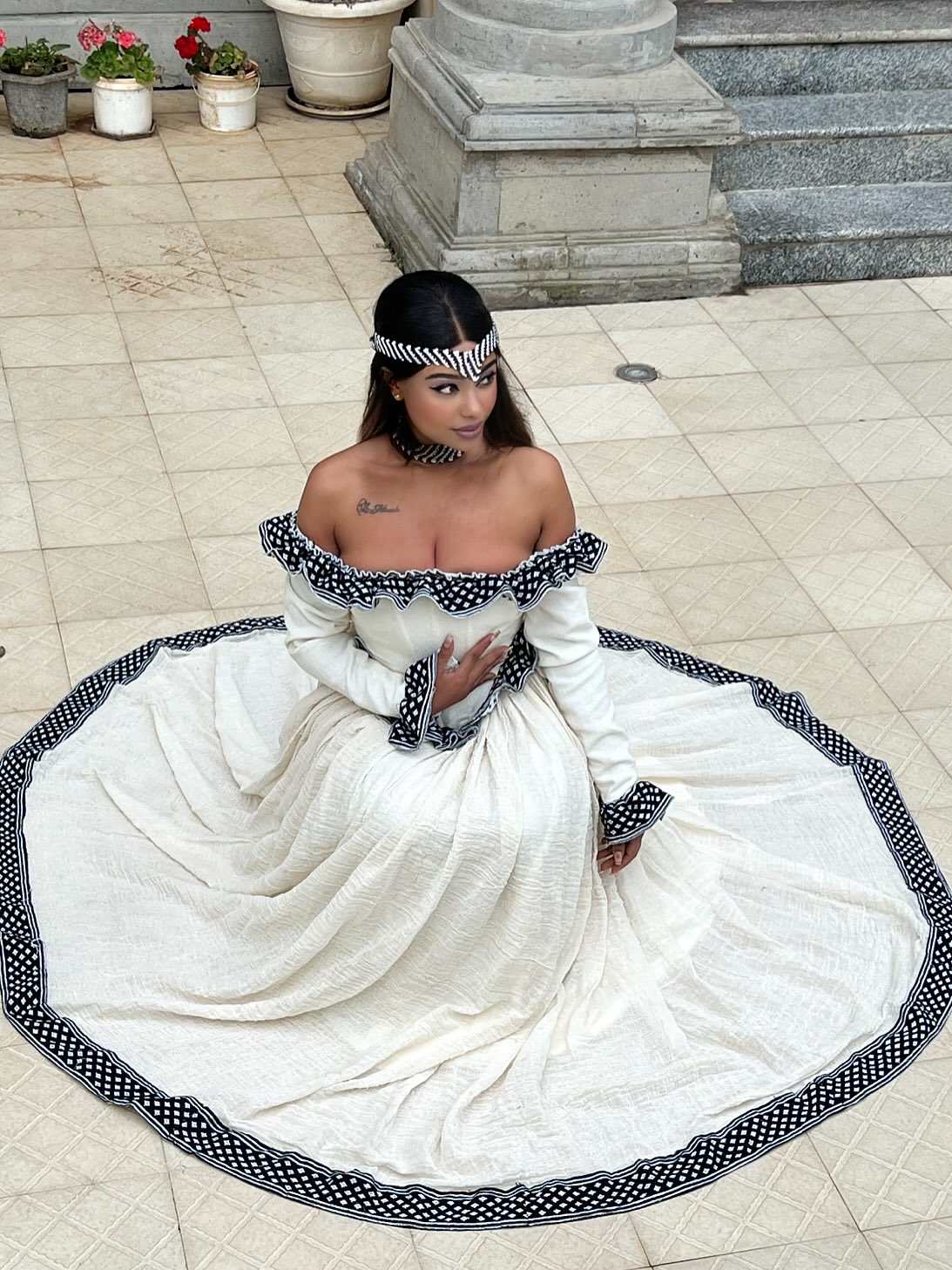 Off-Shoulder Habesha Dress Traditional Ethiopian Clothing For Festive Black Embroidery Habesha Kemis 189