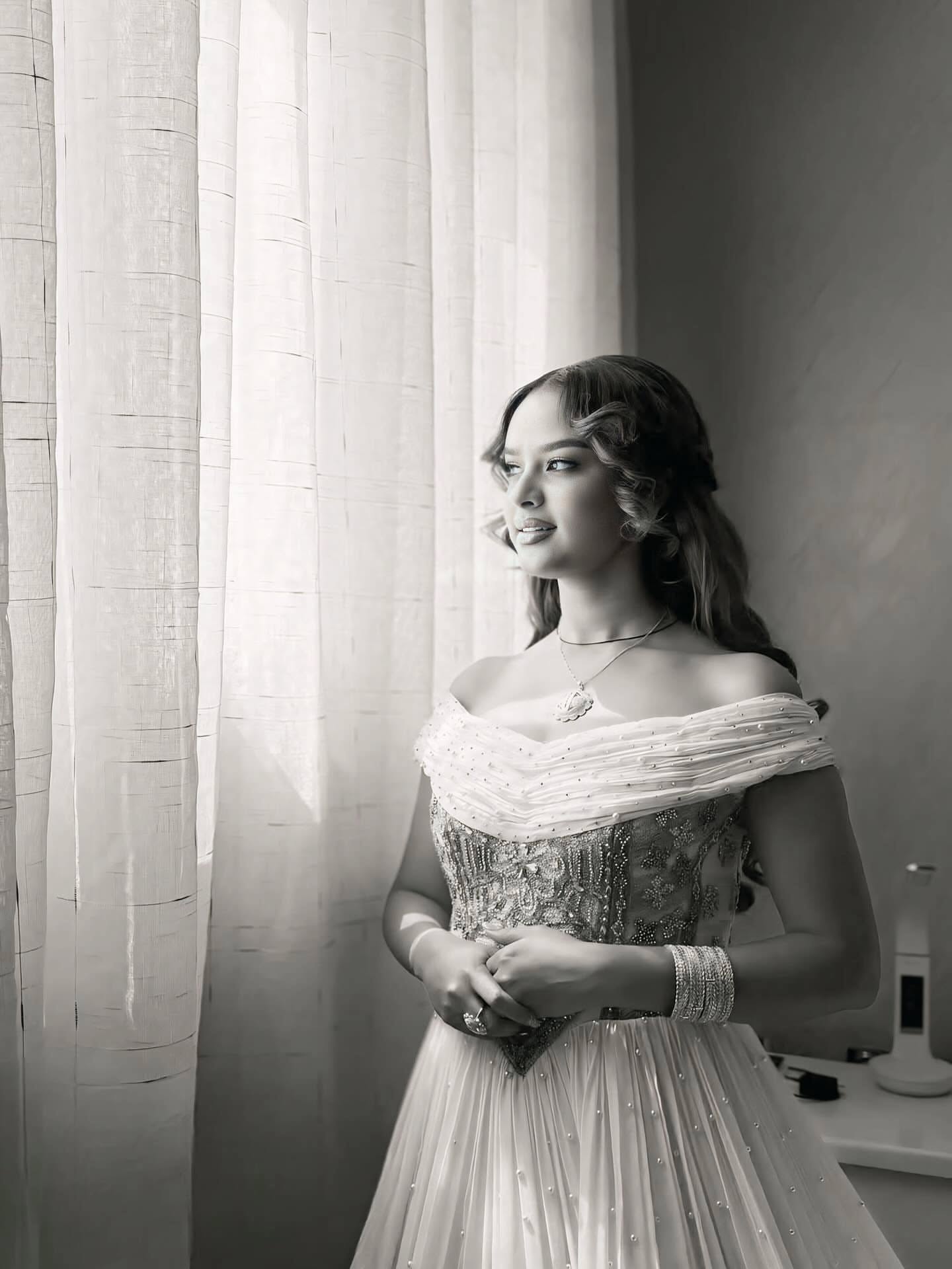 Ethiopian Wedding Dress Golden Habesha Kemis Traditional Ethiopian Dress with Handwoven Detail 267