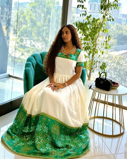 Robe Habesha verte tissée Vêtement traditionnel éthiopien Habesha Kemis à manches courtes 352