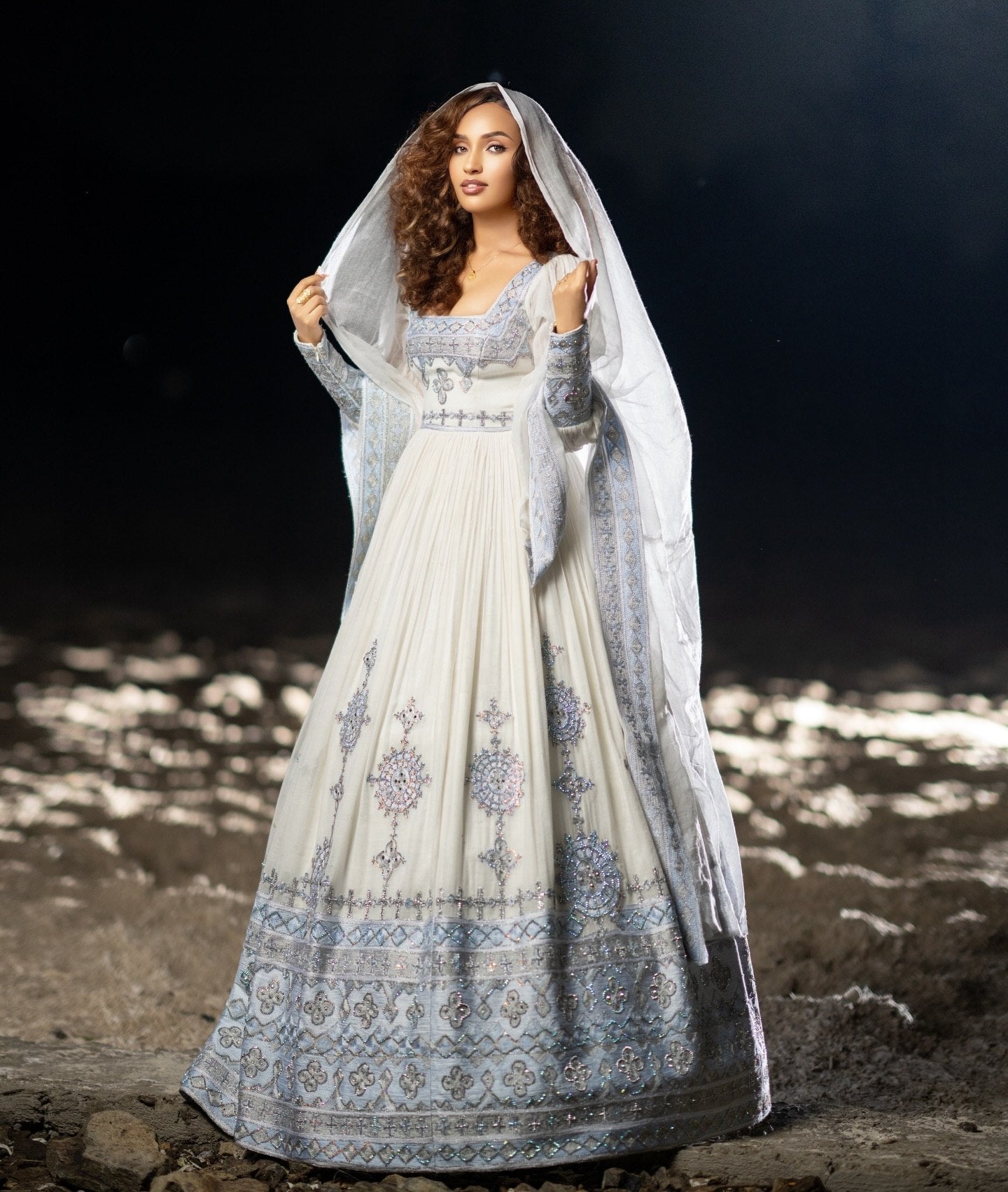 Long Sleeve Habesha Kemis Silver Embroidery Habesha Dress Luxurious Ethiopian Wedding Dress 767